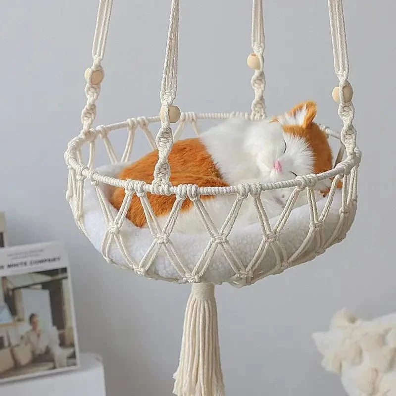 lit suspendu pour chat