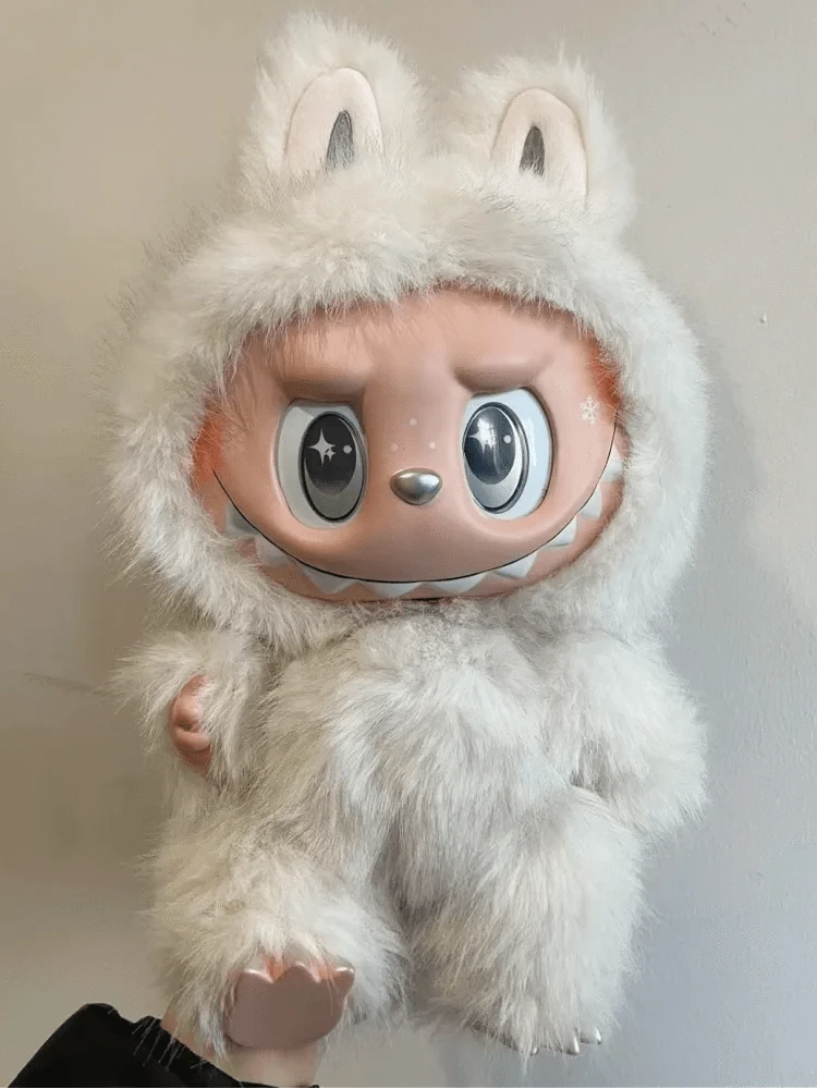 réplique monstre labubu 38cm