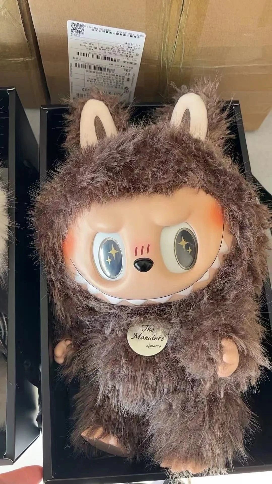 réplique monstre labubu 38cm