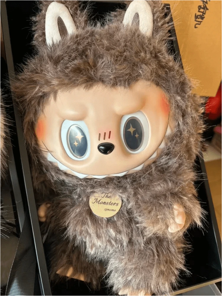 réplique monstre labubu 38cm