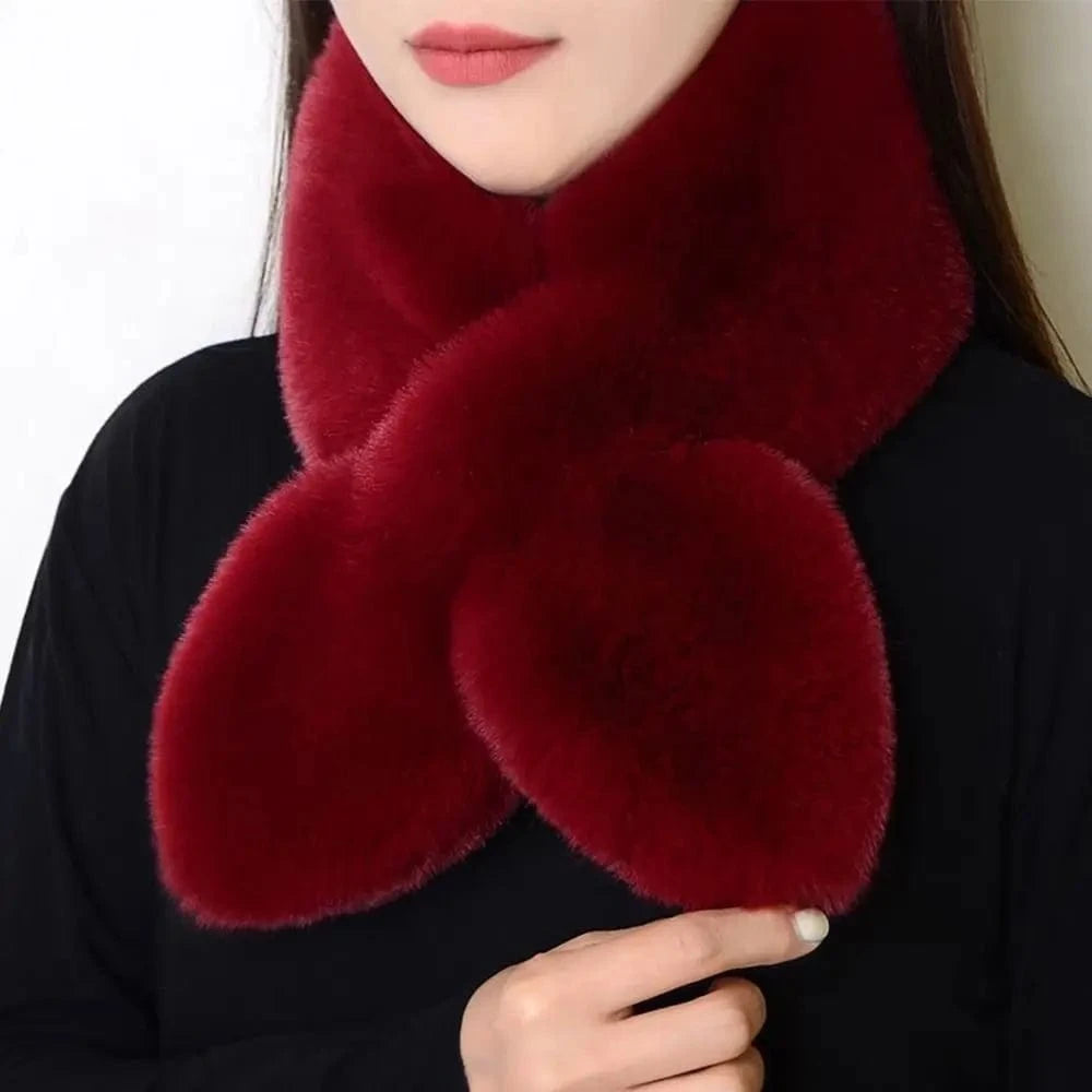 rouge cache cou femme