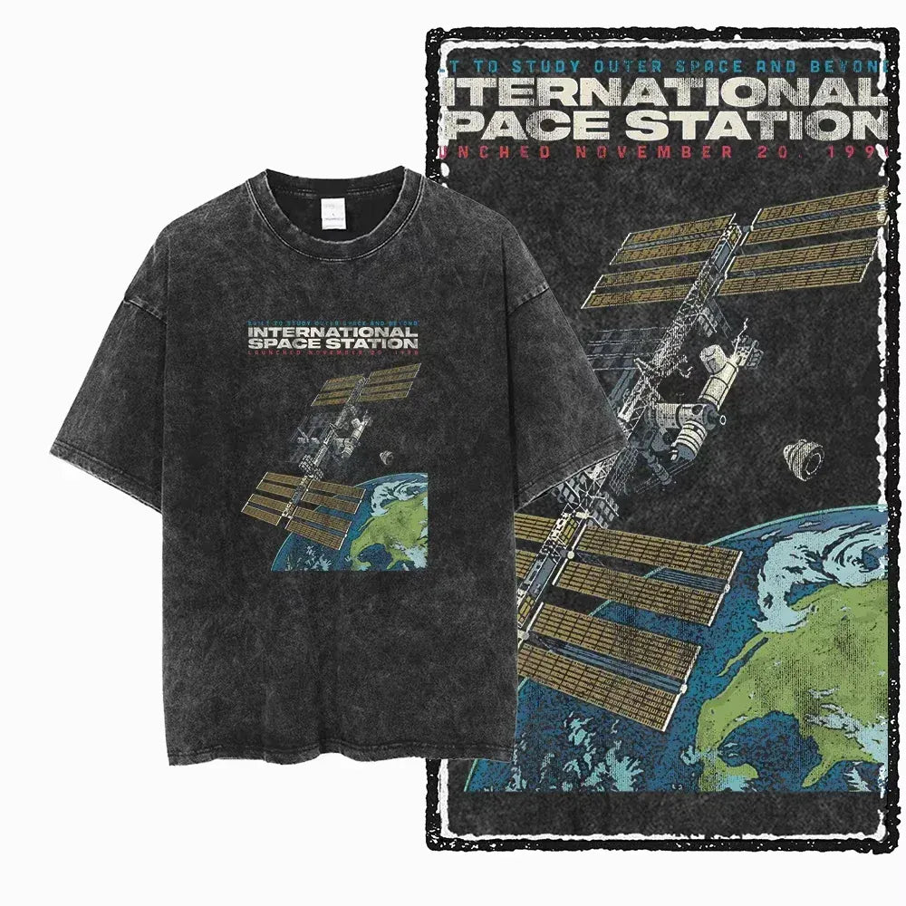 2 / M T-Shirt Space