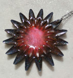 Pendentif Pendentif Soleil noir et rouge
