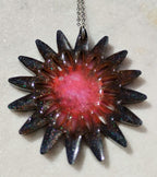 Pendentif Pendentif Soleil noir et rouge