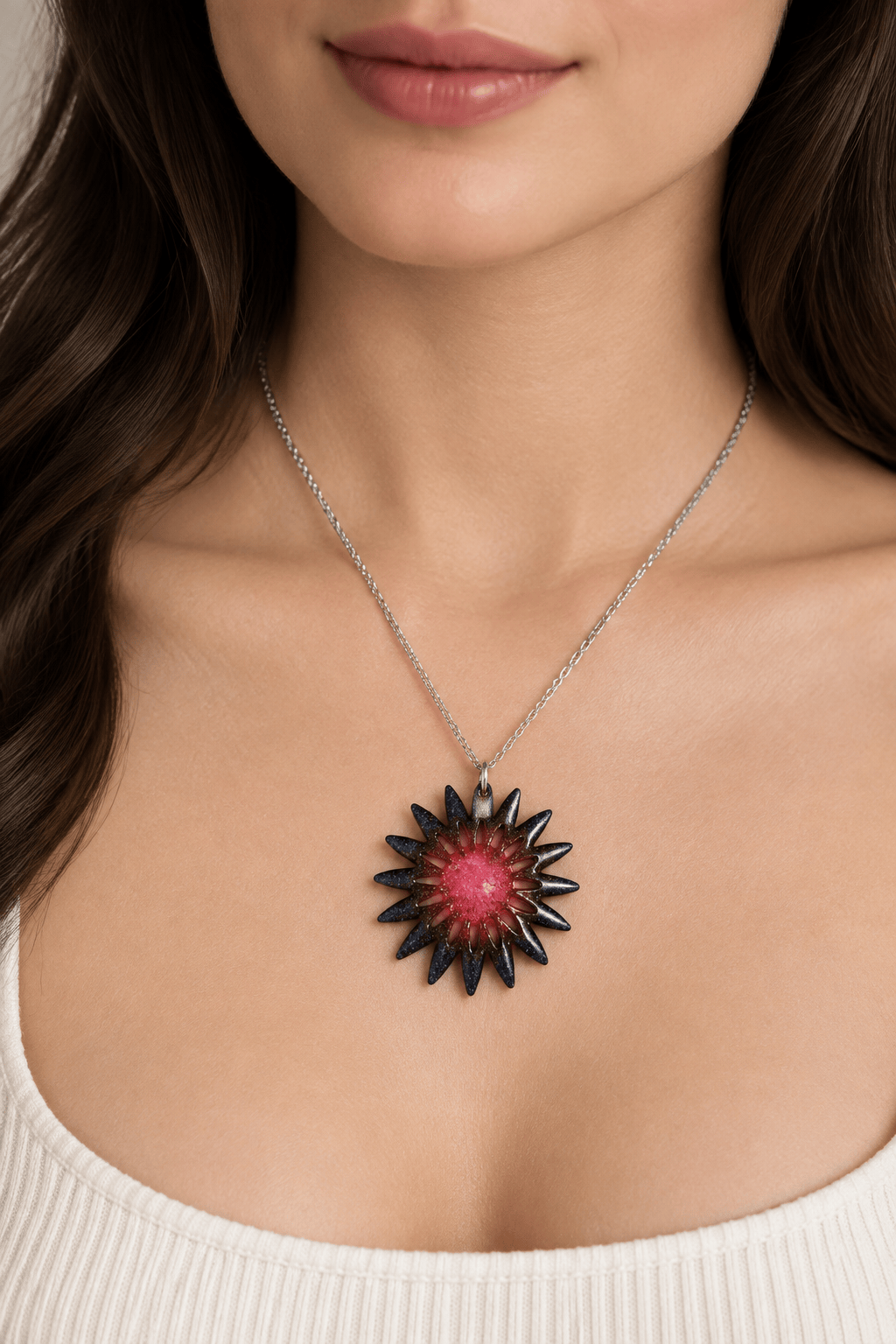 Pendentif Pendentif Soleil noir et rouge